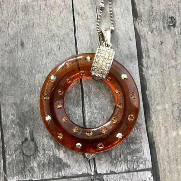 Austrian crystal Lucite Long Silver Necklace - Picture 2 of 6